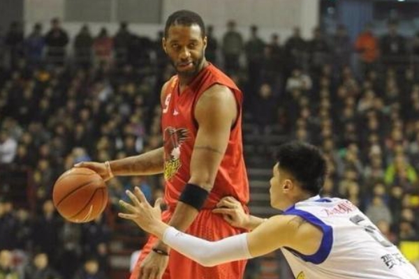 CBA歷史上哪位外援給中國(guó)球隊(duì)帶來(lái)最大幫助？