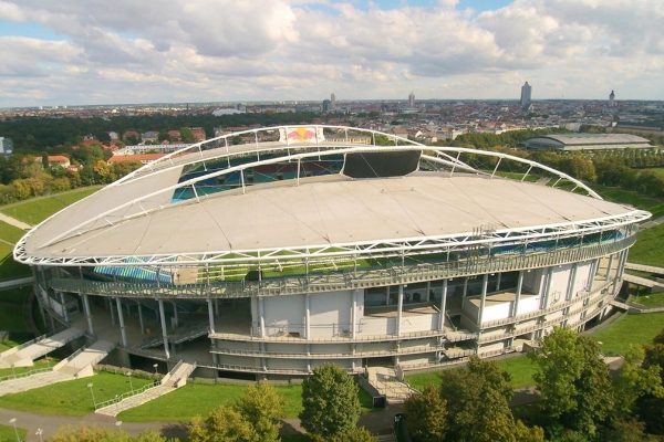 萊比錫紅牛的主場在哪里？